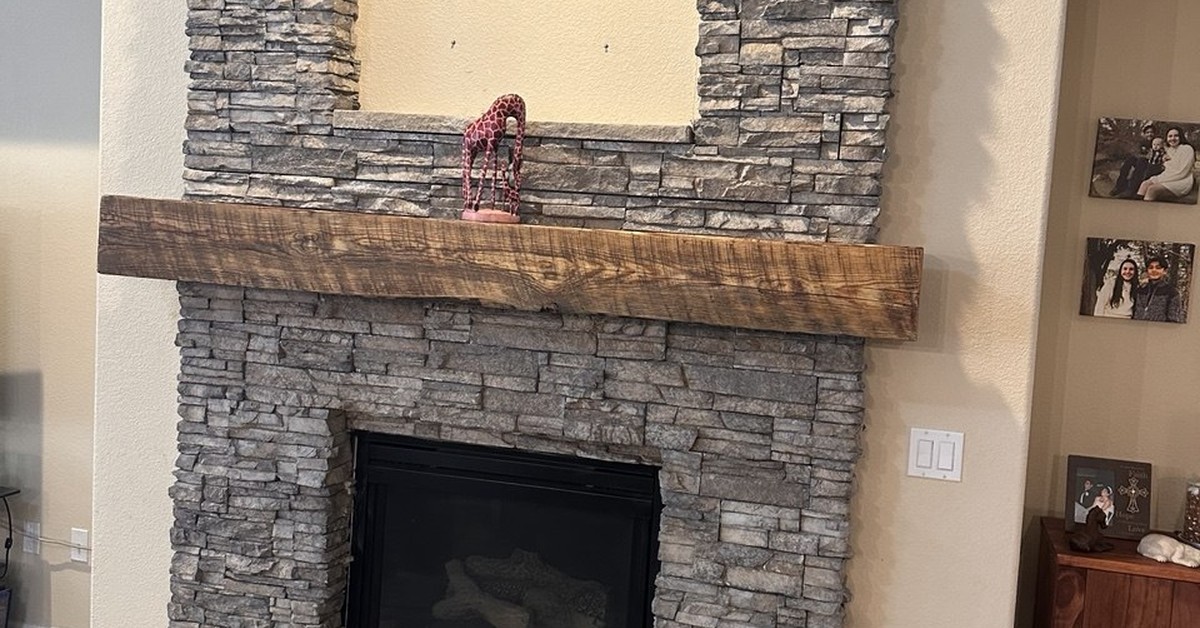 Outdoor fireplace
